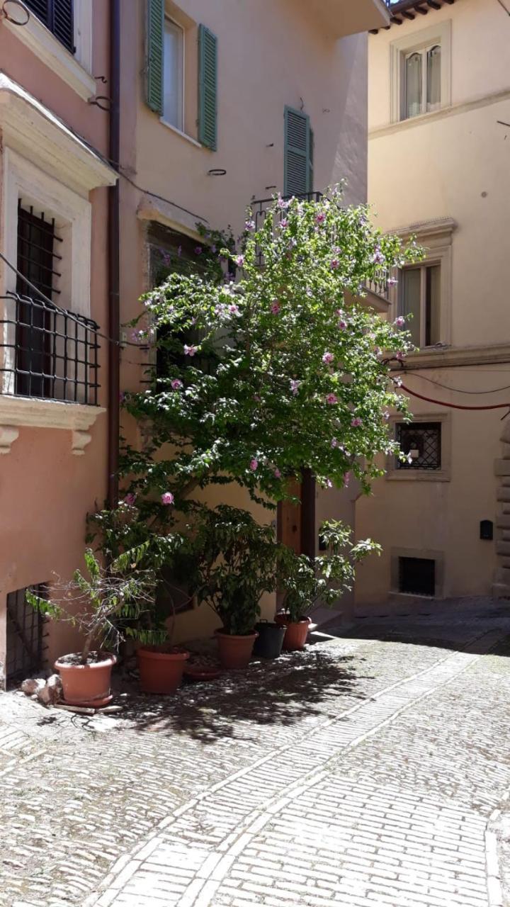 Antica Dimora Alla Rocca Trevi Exterior foto